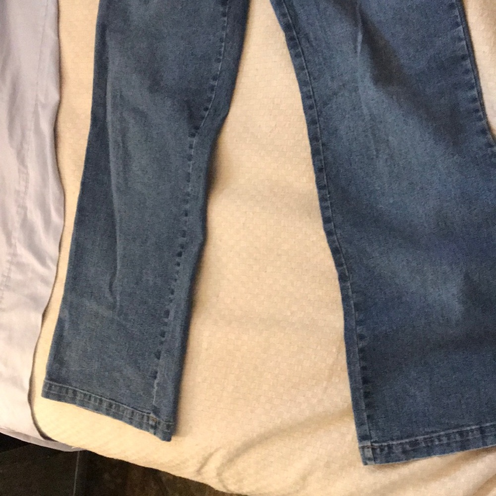 Jeans - Picture 3 of 3